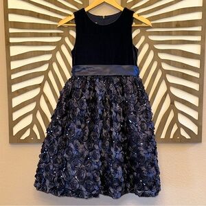 Formal dress for girls size 14 Navy‎ blue full skirt velour sequins and roses